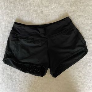 Black limited edition lululemon speed shorts